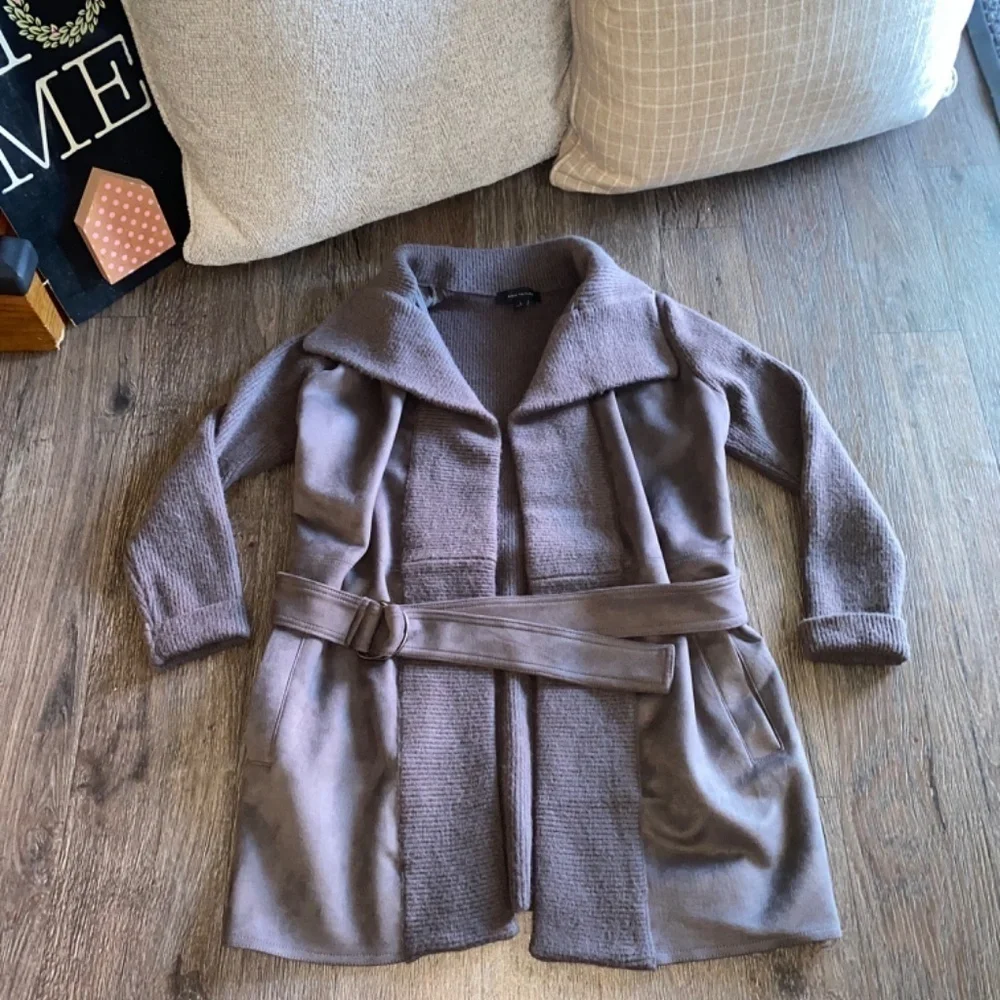 Ann Taylor size small sweater jacket with faux suede cardigan gray